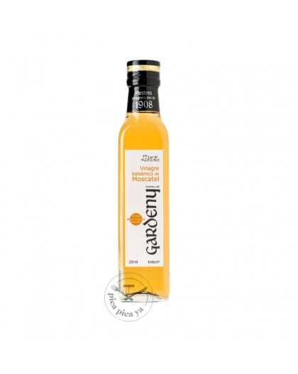 Muscat balsamic vinegar Castell de Gardeny